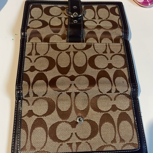Coach Wallet - Picture 4 of 7